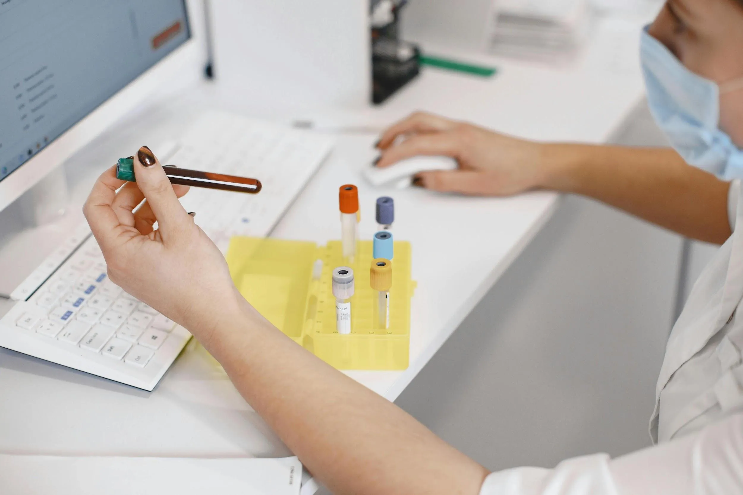 How to Test NAD⁺ Levels: A Guide to Longevity, Energy, and NMN Supplementation