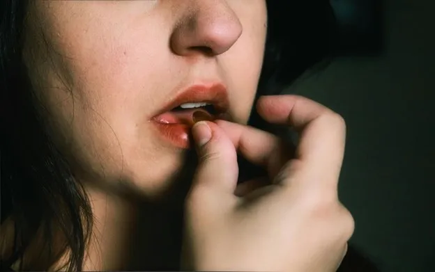 Vitamins You Should Never Take Together (2026 Guide)
