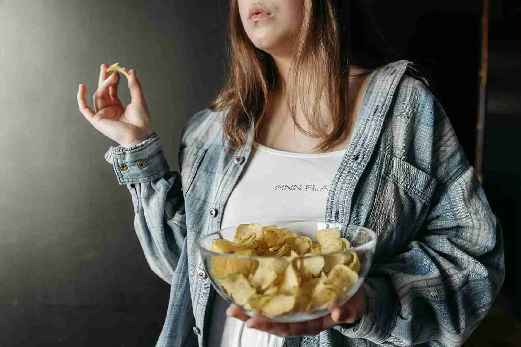 Why Is My Stomach Always Upset? How Food, Additives & Environment Affect Gut Health